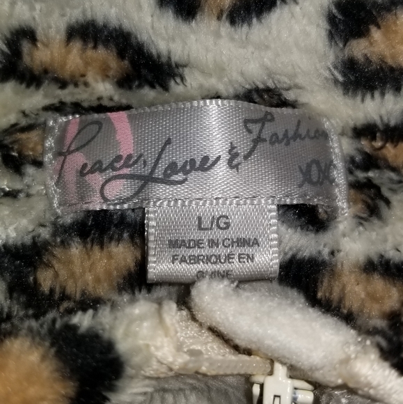 Leopard zip up 1zy .size large - Picture 3 of 6